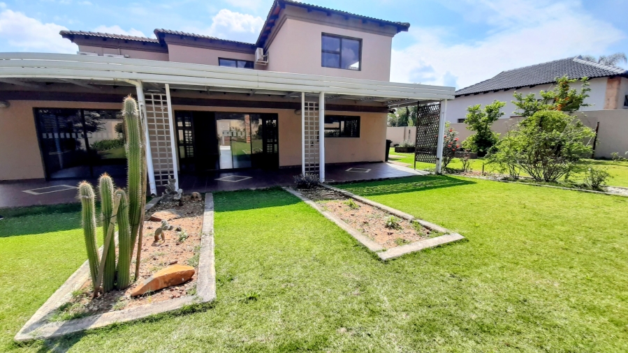 3 Bedroom Property for Sale in Xanadu Eco Park North West